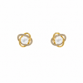 Oliver Pearl Earring