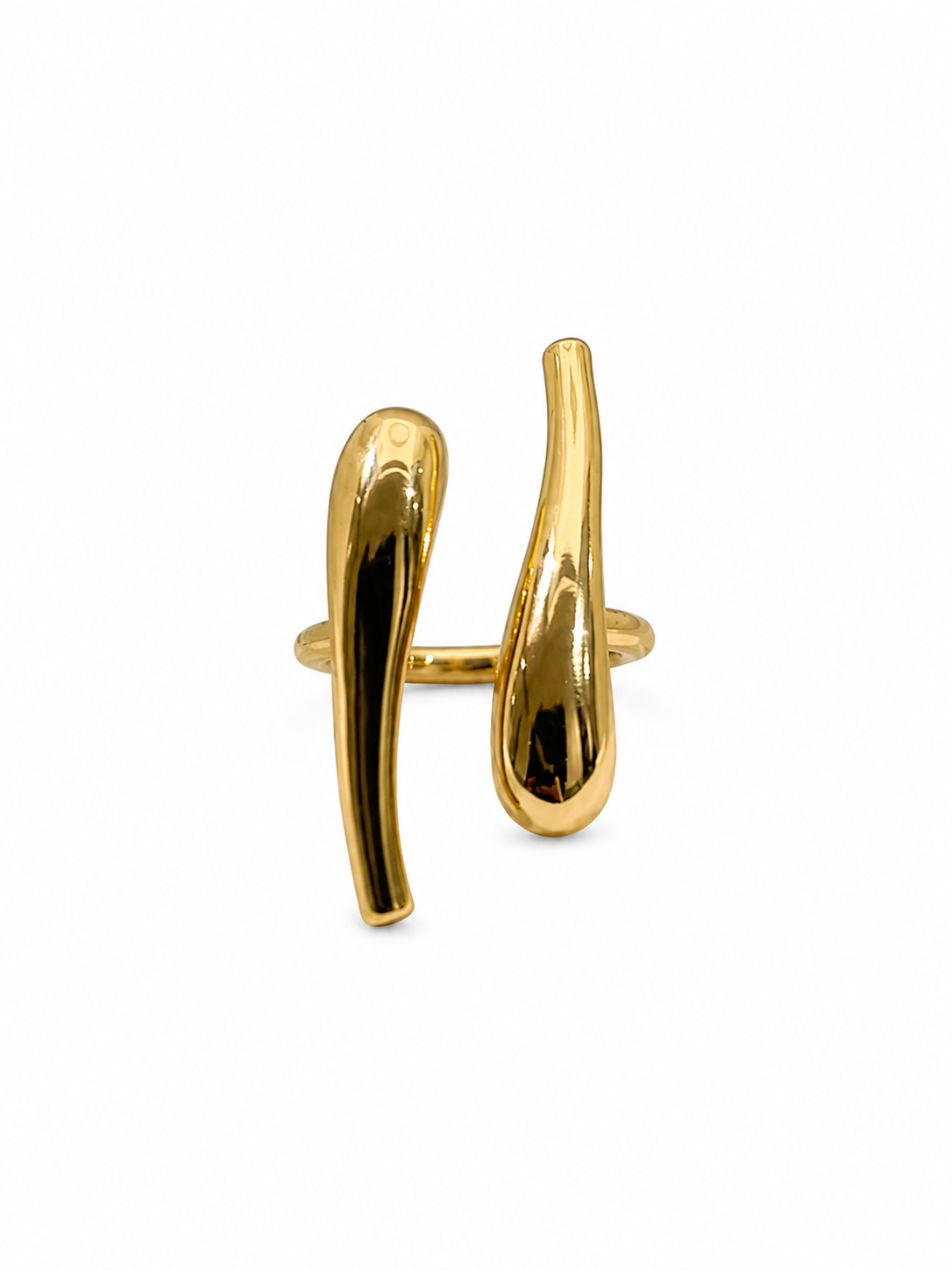 Clara Teardrop Ring