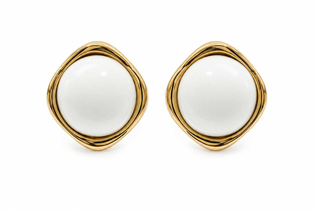 Pearl Earring