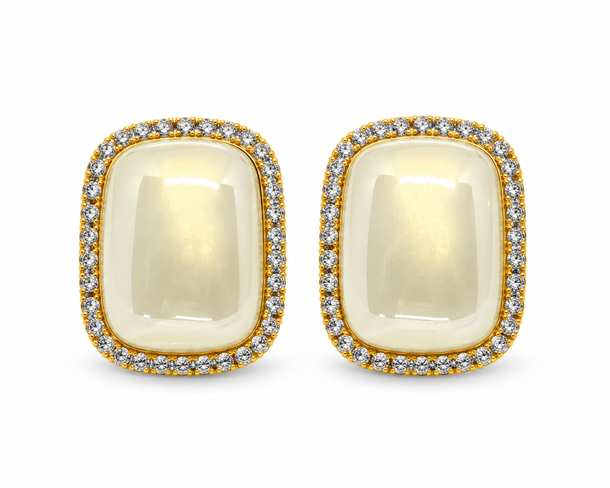 Sofia Pearl Earring