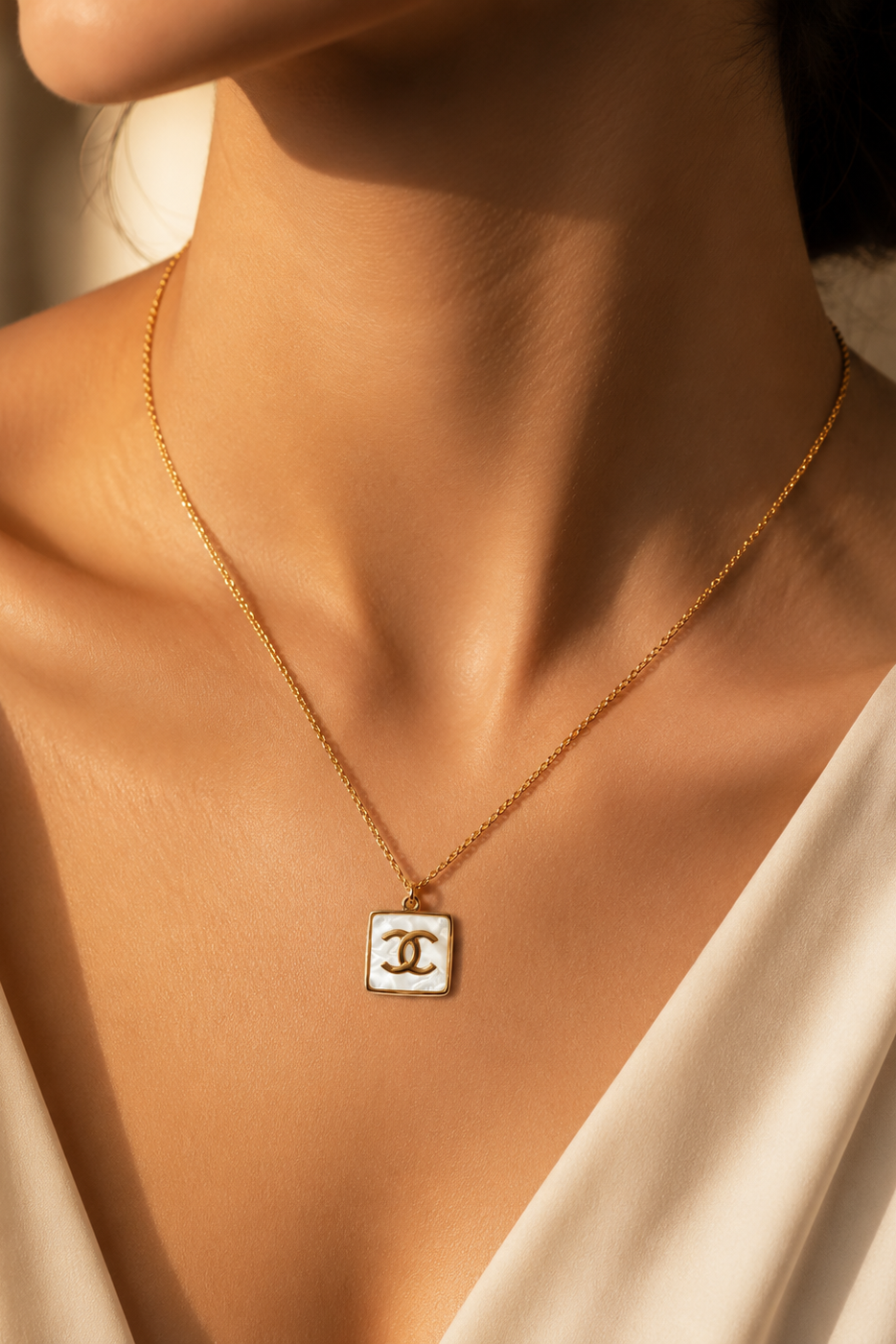 MOP Pendant
