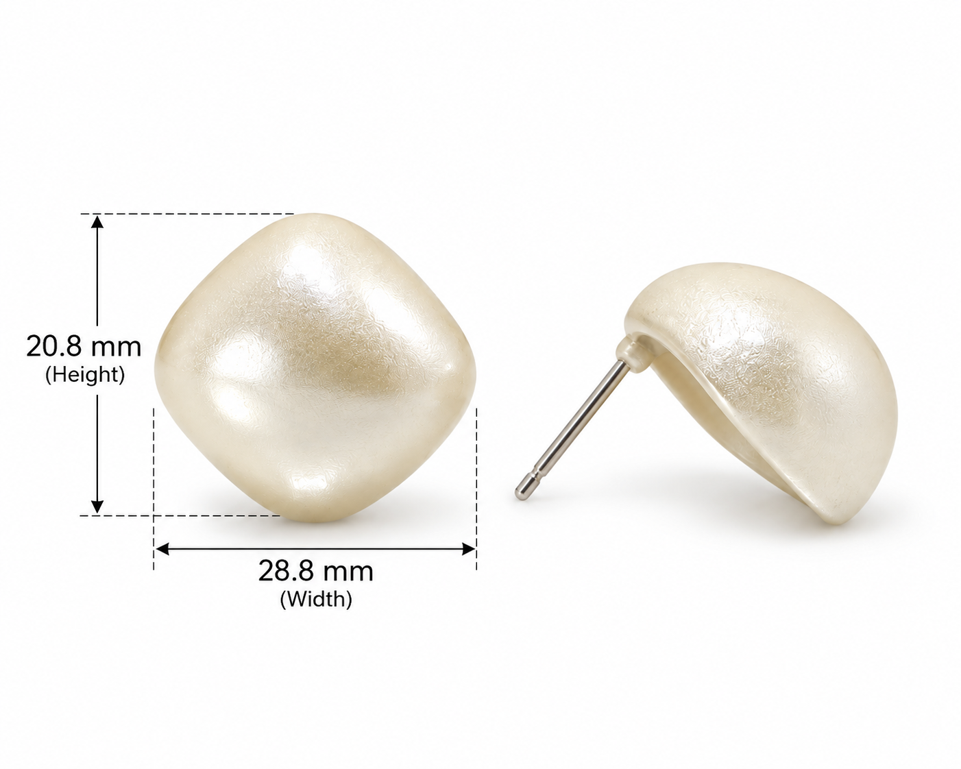 Lilly Pearl Cushion Stud